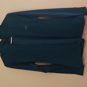 NWOT Arcteryx Taema Hoodie